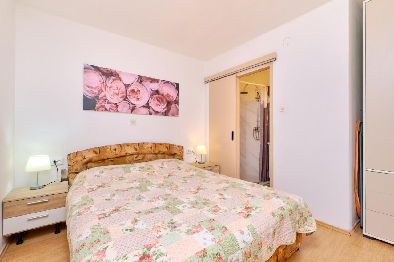 Apartments Vanda Mali Losinj Ngoại thất bức ảnh